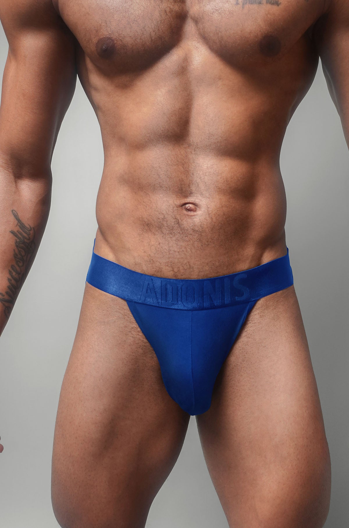 Tanga tipo jock con gorro de dormir y bayas de Goji