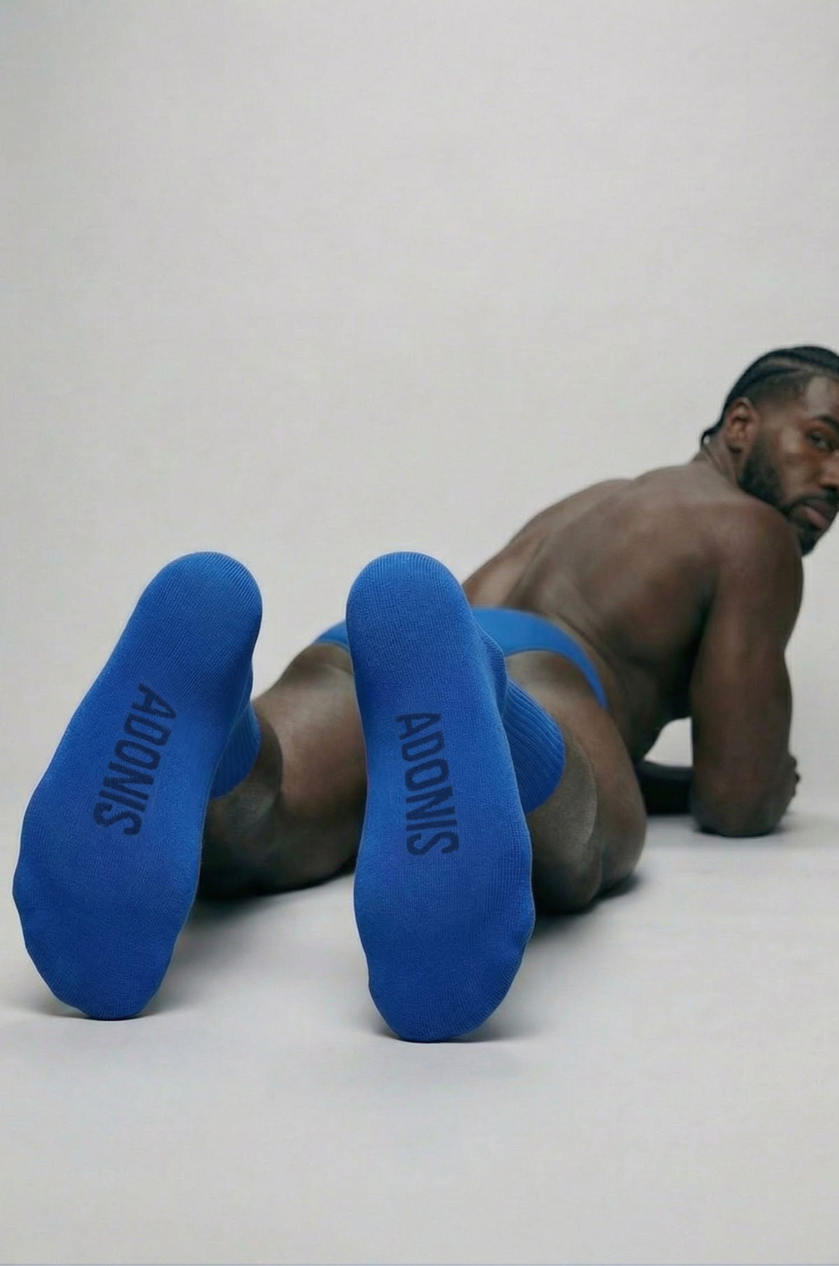 Tanga tipo jock con gorro de dormir y bayas de Goji